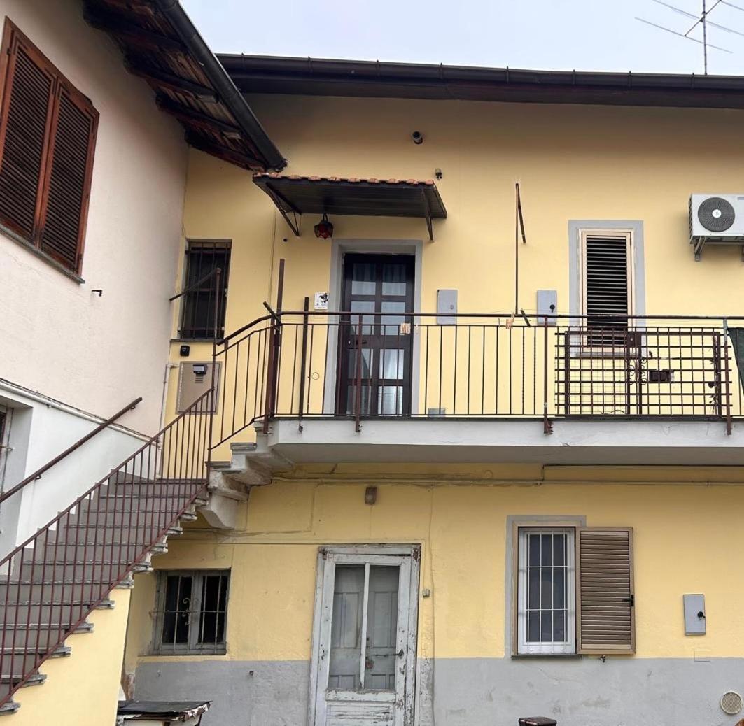 Appartamento Mino Magenta Exteriér fotografie